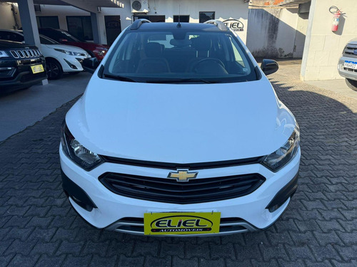 Chevrolet Onix 1.4mt Act