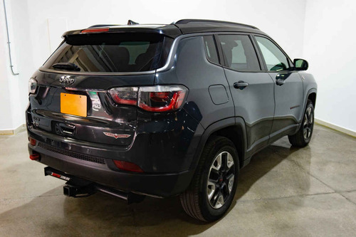 Imagen 3 de 12 de Jeep Compass 2018 5p Trailhawk 4x2 V6/3.2 Aut