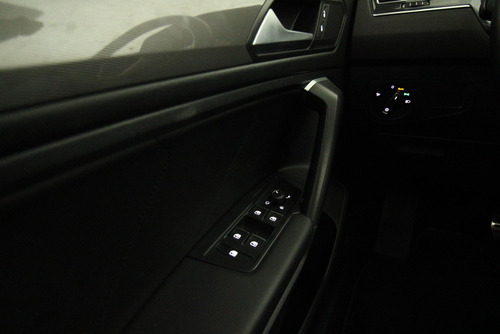 Volkswagen Tiguan 1.4 R-line