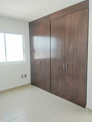 Imagen 16 de 19 de Casa En Venta En Fraccionamiento El Condado, Corregidora Querétaro