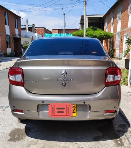 Renault Logan PRIVILEGE / INTENS MT 1600CC AA 16V 2AB ABS