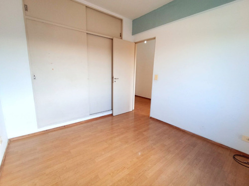 Departamento En Venta 3 Amb Con Cochera Parque Chacabuco
