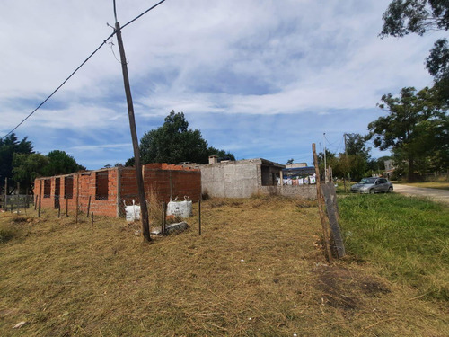 Terreno Con Construcción Sin Terminar !!