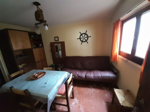 Imagen 2 de 8 de V047-departamento 2 Ambientes-edificio Frente Al Mar