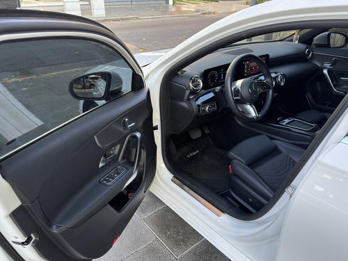 Mercedes-Benz Clase A 1.3 A200 163cv Progressive Sedan
