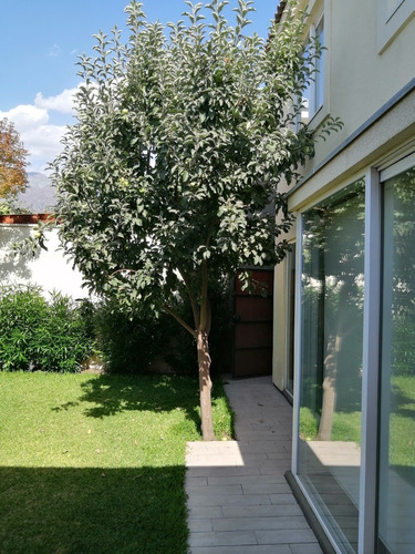 Imagen 4 de 30 de Hermosa Casa, Barrio Consolidado, Seguro, Cercano A Todo