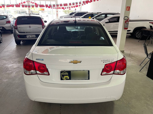 Imagem 6 de 10 de Chevrolet Cruze 1.8 Lt 16v Flex 4p Automático