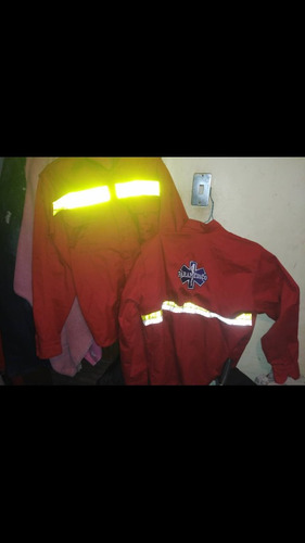 Imagen 4 de 4 de Camisa Tipo Columbia Ideal Para Profesionales De La Salud