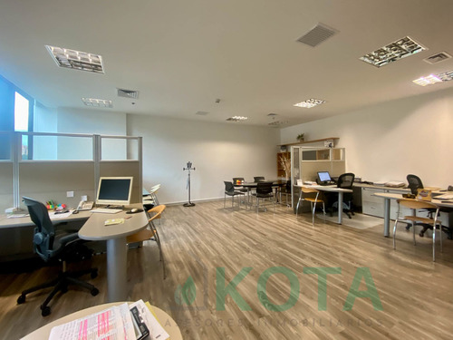 Imagen 10 de 29 de Oficina En Venta En La Milla De Oro El Poblado