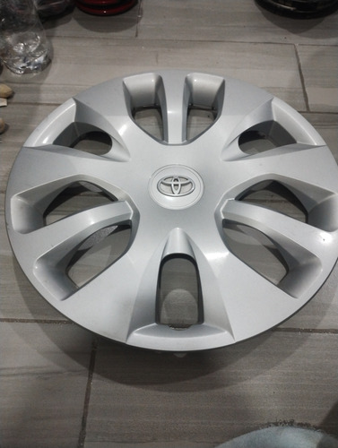1 Tapon Polvera Toyota Hilux Original Rin 16 (Usado)