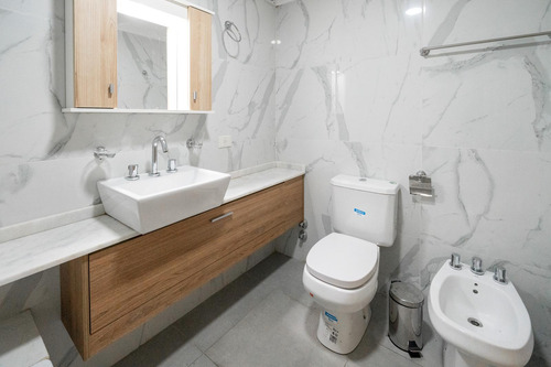 Venta - Departamento 3 Ambientes Al Frente - Caballito Norte - Apto Crédito