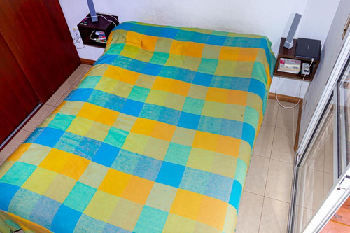 Imagen 7 de 15 de Casa De Pasillo Con 2 Dormitorios, 2 Baños Y Patio En Pleno Barrio Martin