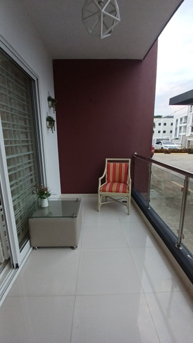 Apartamento Con Patio En Venta En San Francisco De Macorís