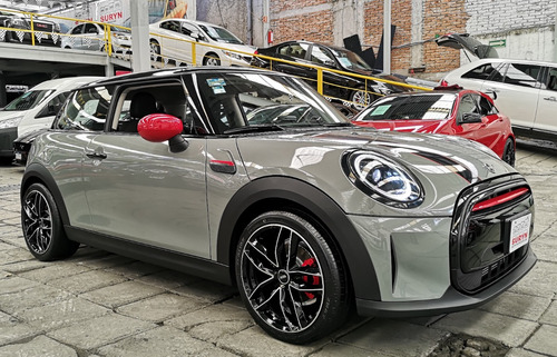 Mini Cooper Essential 2022