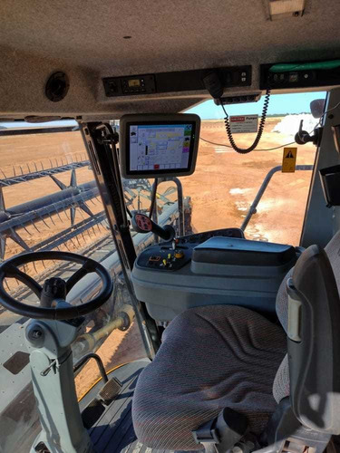 Imagem 6 de 8 de Valtra