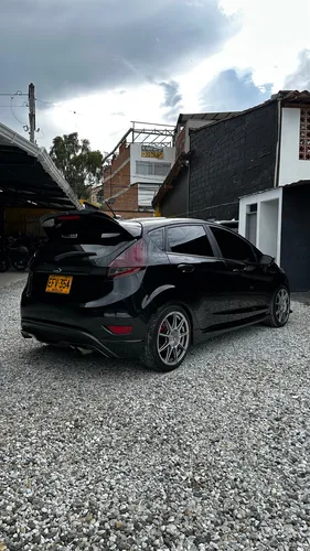 Ford Fiesta 1.6 Hatchback St