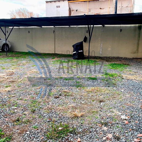 Se Vende Excelente Departamento De Dos Habitaciones En Planta Baja. También Se Acepta Permuta Por Casa Céntrica!!