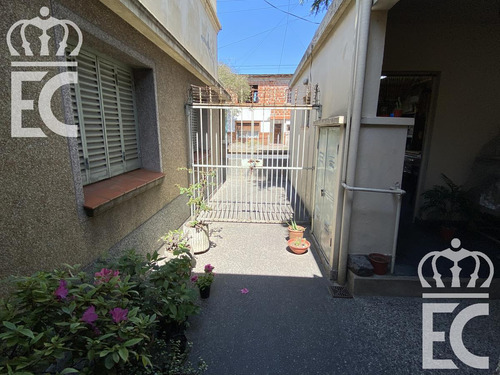 Venta - Casa - 3 Ambientes - Cochera - Nuevo Precio - Lanús Este