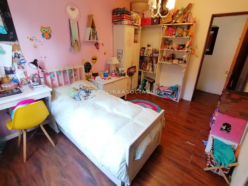 Hermosa Casa En Parque Burnett- Ref: 3835