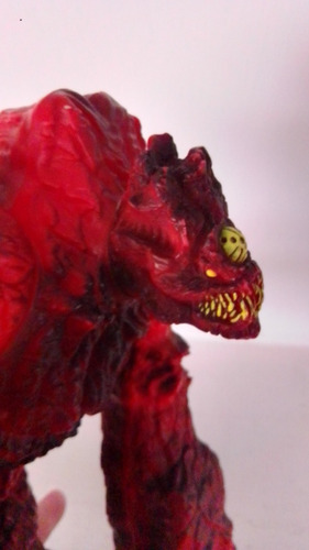 Figura Max Steel Elementor Roca Volcanica Rojo 2008 33cm (Usado)