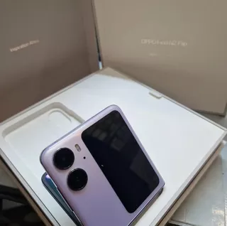 Oppo Find N2 Flip Phone