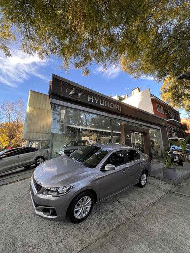 Imagen 13 de 20 de Peugeot 301 2018 1.6 Allure