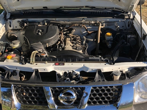 Nissan Frontier Np 300 2.4 4x2 Doble Cabina Desde 11200