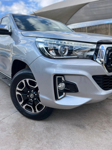 Toyota Hilux 2.8 Tdi Srv Cab. Dupla 4x4 Aut. 4p