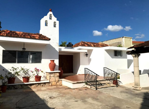 Casa En  Renta Ideal Para Oficina, Excelente Ubicación Dentro De Mérida, En La Colonia Itzimna