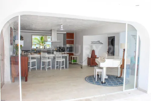 Casa Con Vista Al Mar En Venta En Fraccionamiento Las Playas, Acapulco