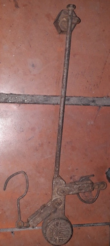 Antigua Balanza Pilon Chica Hierro