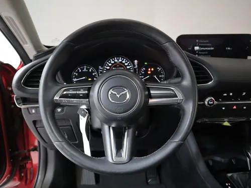 Mazda 3 TOURING 2.0 AT HÍBRIDO