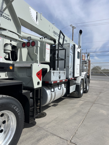 Grua Sobre Camión Peterbilt National Crane 1400h