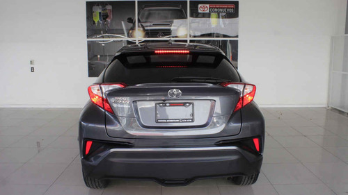 Imagen 4 de 15 de Toyota C-hr 2019 4p Cvt L4/2.0 Aut