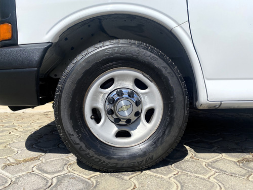 Chevrolet Express 6.0ls C 15 Pas At