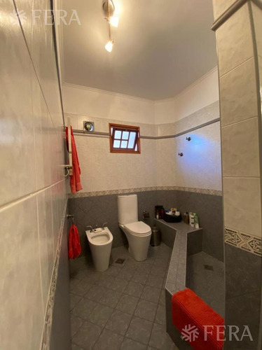 Imagen 6 de 23 de Venta Casa 6 Ambientes Con Cochera, Galería, Piscina Y Quincho En Villa Dominico (28060)