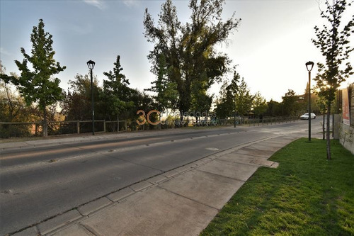 Imagen 24 de 30 de Inmobiliaria / Colegio Mayflower / Terreno Para Proyecto