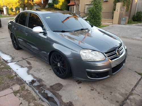 Volkswagen Vento 2.5 Advance 2007