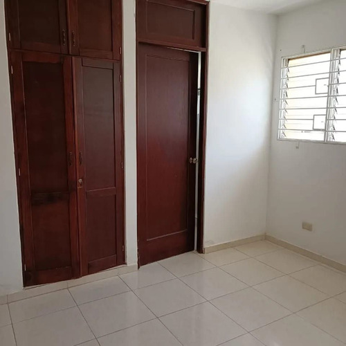 4alquiler De  Apartamento  Santiago, R.d. Villa Verde 