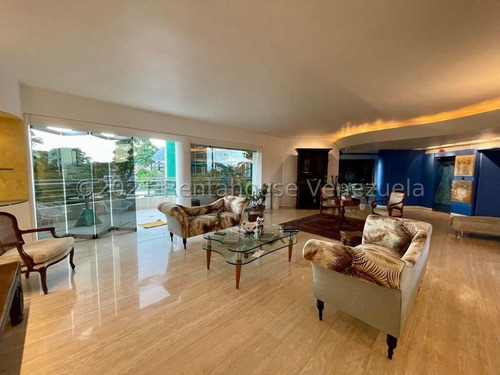 Imagen 4 de 14 de Apartamento Venta Los Palos Grandes Mls #22-12789 Elegante Apartamento Con Cómoda Y Relajante Terraza Con Vista Panorámica, Posee Pisos De Mármol, 5 Habitaciones Más 2 De Servicio