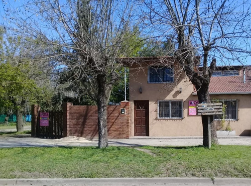 Casa + 3 Deptos Fco. Alvarez Centro Ideal Multifamiliar