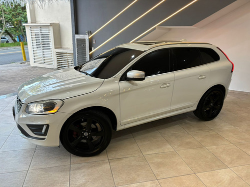 Volvo XC60 2.0 T5 R-design 5p