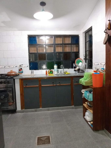 Casa En Venta - 3 Dormitorios 3 Baños - 600mts2 - Manuel B. Gonnet, La Plata