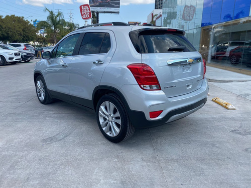 Imagen 13 de 15 de Chevrolet Trax 2020 1.8 Premier Piel At