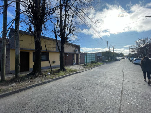 Imagen 3 de 8 de Departamentos En Venta, Peirano 669/671, Belén De Escobar