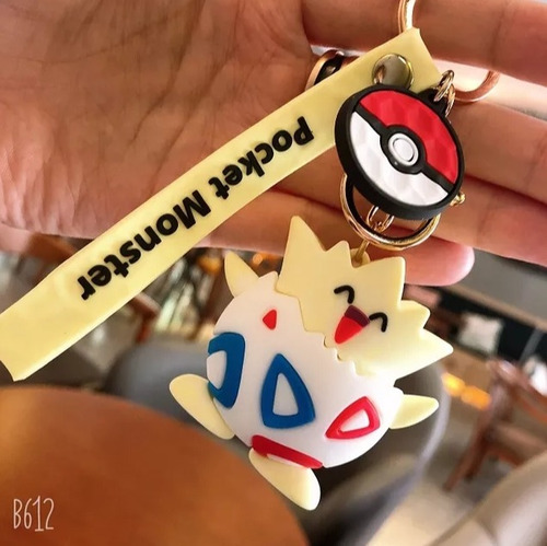 Llavero Pokémon Togepi + 10 Mini Figuras Y Set De Stickers 