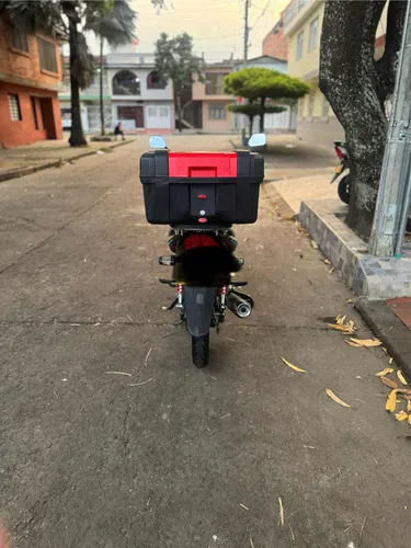 Cilindraje:%20125cc%20%0a%20kilometraje%3a%2048.650%20km%20%