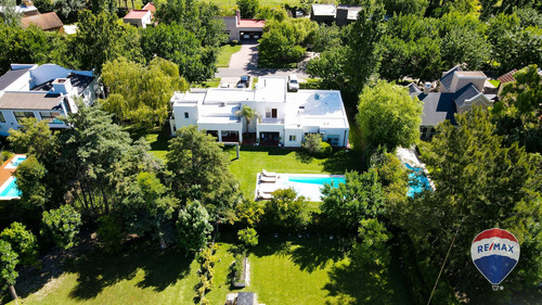 Venta Casa 6 Ambientes Barrio El Lauquen Canning