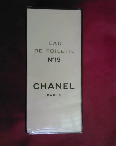 Chanel No. 19 - Eau De Toilette - 118ml. Empaque Sellado.