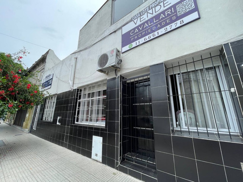 Casa En Lote Propio Con Quincho Y Terraza!